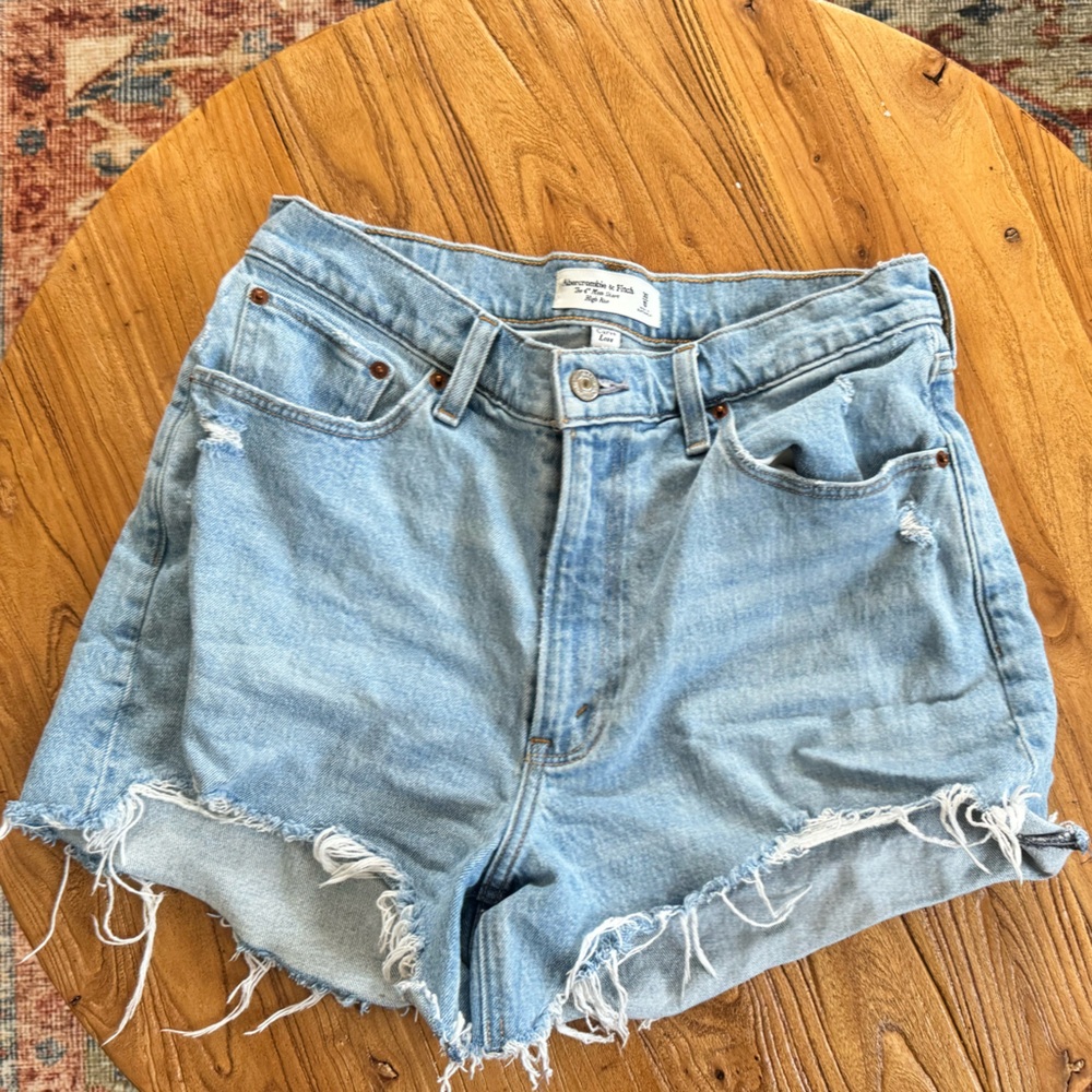Abercrombie mom short 30